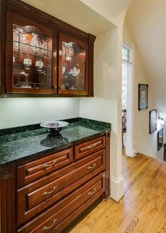 45 Sherington Place, Sandy Springs, Georgia 30350, 6 Bedrooms Bedrooms, ,7 BathroomsBathrooms,Residential,Sold,45 Sherington Place,7074185