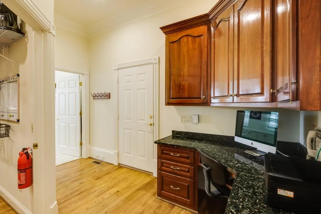 45 Sherington Place, Sandy Springs, Georgia 30350, 6 Bedrooms Bedrooms, ,7 BathroomsBathrooms,Residential,Sold,45 Sherington Place,7074185