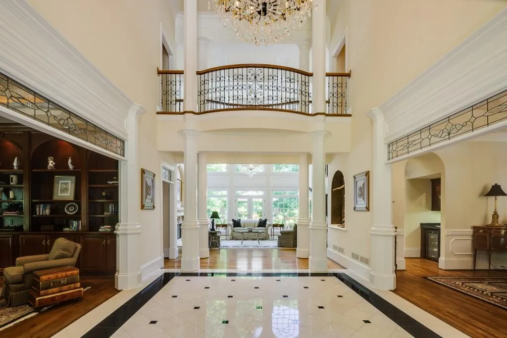 45 Sherington Place, Sandy Springs, Georgia 30350, 6 Bedrooms Bedrooms, ,7 BathroomsBathrooms,Residential,Sold,45 Sherington Place,7074185