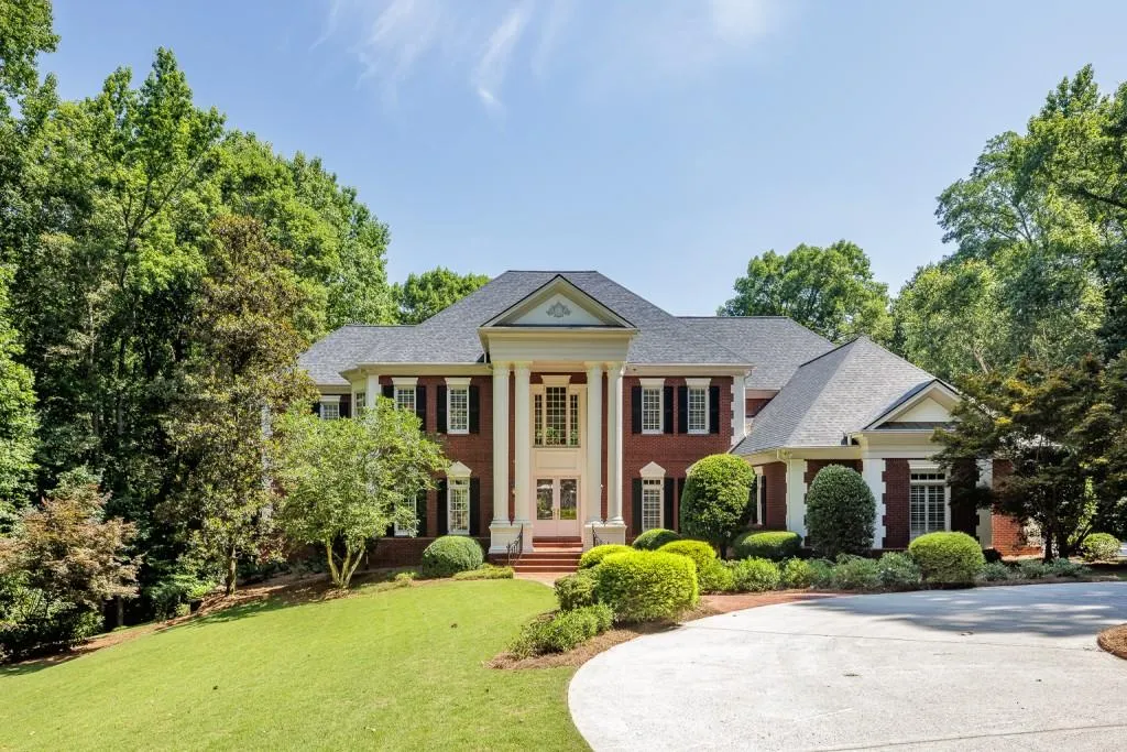 45 Sherington Place, Sandy Springs, Georgia 30350, 6 Bedrooms Bedrooms, ,7 BathroomsBathrooms,Residential,Sold,45 Sherington Place,7074185