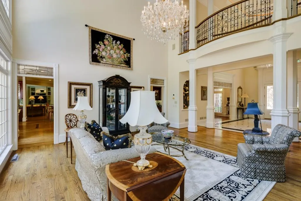 45 Sherington Place, Sandy Springs, Georgia 30350, 6 Bedrooms Bedrooms, ,7 BathroomsBathrooms,Residential,Sold,45 Sherington Place,7074185