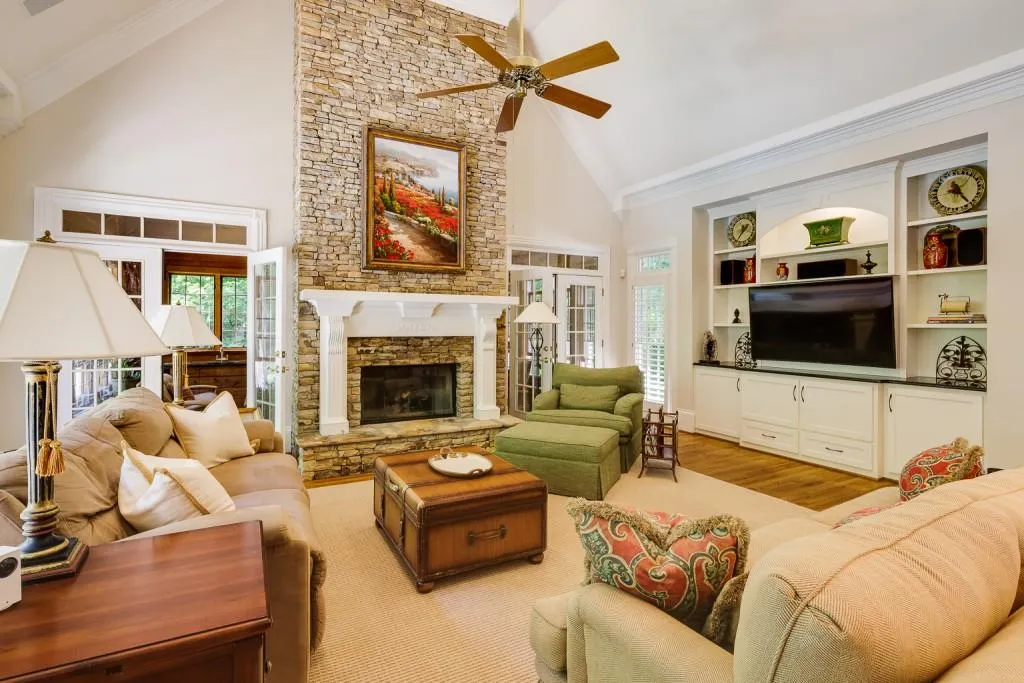 45 Sherington Place, Sandy Springs, Georgia 30350, 6 Bedrooms Bedrooms, ,7 BathroomsBathrooms,Residential,Sold,45 Sherington Place,7074185