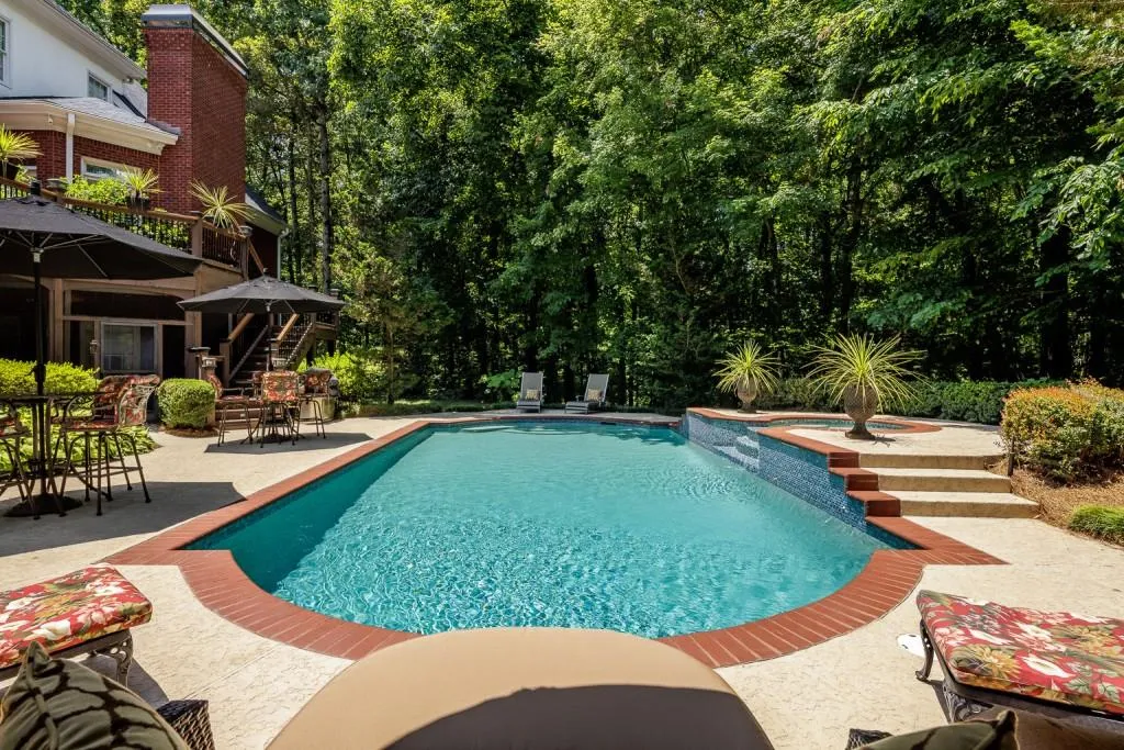 45 Sherington Place, Sandy Springs, Georgia 30350, 6 Bedrooms Bedrooms, ,7 BathroomsBathrooms,Residential,Sold,45 Sherington Place,7074185