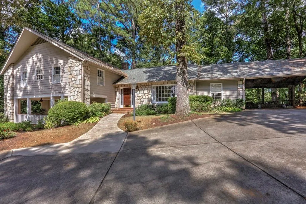 6280 Mountain Brook Lane, Atlanta, Georgia 30328, 4 Bedrooms Bedrooms, ,4 BathroomsBathrooms,Residential,Sold,6280 Mountain Brook Lane,6102572