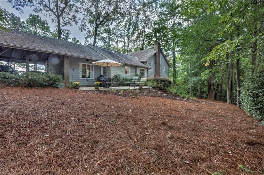 6280 Mountain Brook Lane, Atlanta, Georgia 30328, 4 Bedrooms Bedrooms, ,4 BathroomsBathrooms,Residential,Sold,6280 Mountain Brook Lane,6102572
