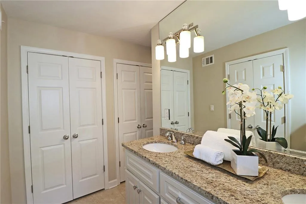 6280 Mountain Brook Lane, Atlanta, Georgia 30328, 4 Bedrooms Bedrooms, ,4 BathroomsBathrooms,Residential,Sold,6280 Mountain Brook Lane,6102572