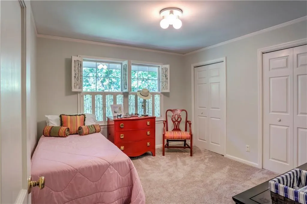 6280 Mountain Brook Lane, Atlanta, Georgia 30328, 4 Bedrooms Bedrooms, ,4 BathroomsBathrooms,Residential,Sold,6280 Mountain Brook Lane,6102572