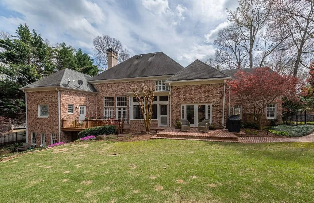 7910 Landowne Drive, Atlanta, Georgia 30350, 5 Bedrooms Bedrooms, ,4 BathroomsBathrooms,Residential,Sold,7910 Landowne Drive,5987284
