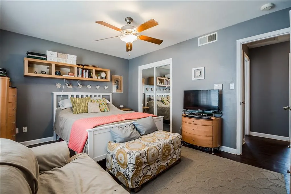 6940 Roswell Road Unit 10a, Atlanta, Georgia 30328, 2 Bedrooms Bedrooms, ,1 BathroomBathrooms,Residential,Sold,6940 Roswell Road Unit 10a,5825163