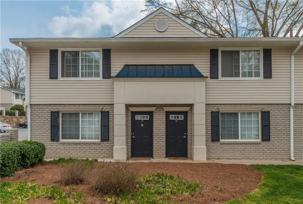 6940 Roswell Road Unit 10a, Atlanta, Georgia 30328, 2 Bedrooms Bedrooms, ,1 BathroomBathrooms,Residential,Sold,6940 Roswell Road Unit 10a,5825163