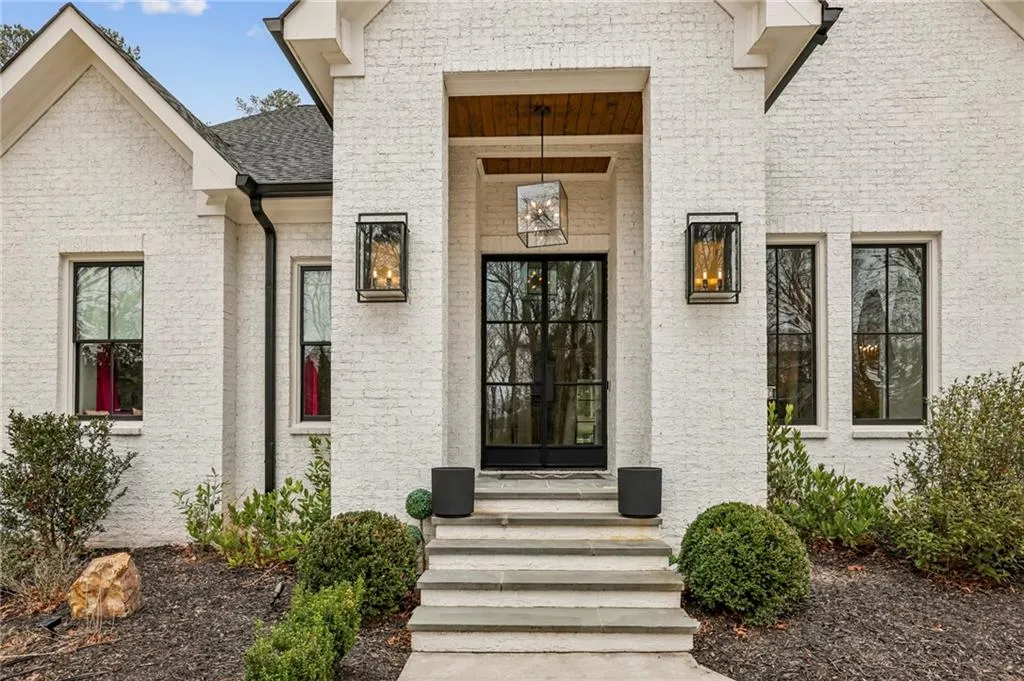6055 Riverside Drive, Atlanta, Georgia 30328, 7 Bedrooms Bedrooms, ,7 BathroomsBathrooms,Residential,For Sale,6055 Riverside Drive,7728646