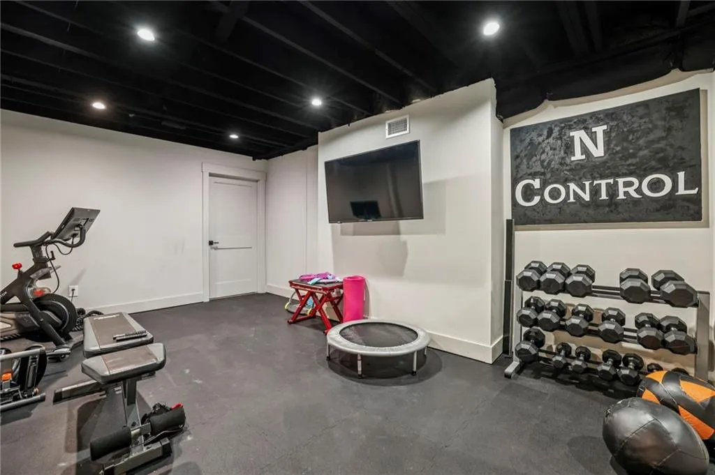 6055 Riverside Drive, Atlanta, Georgia 30328, 7 Bedrooms Bedrooms, ,7 BathroomsBathrooms,Residential,For Sale,6055 Riverside Drive,7728646