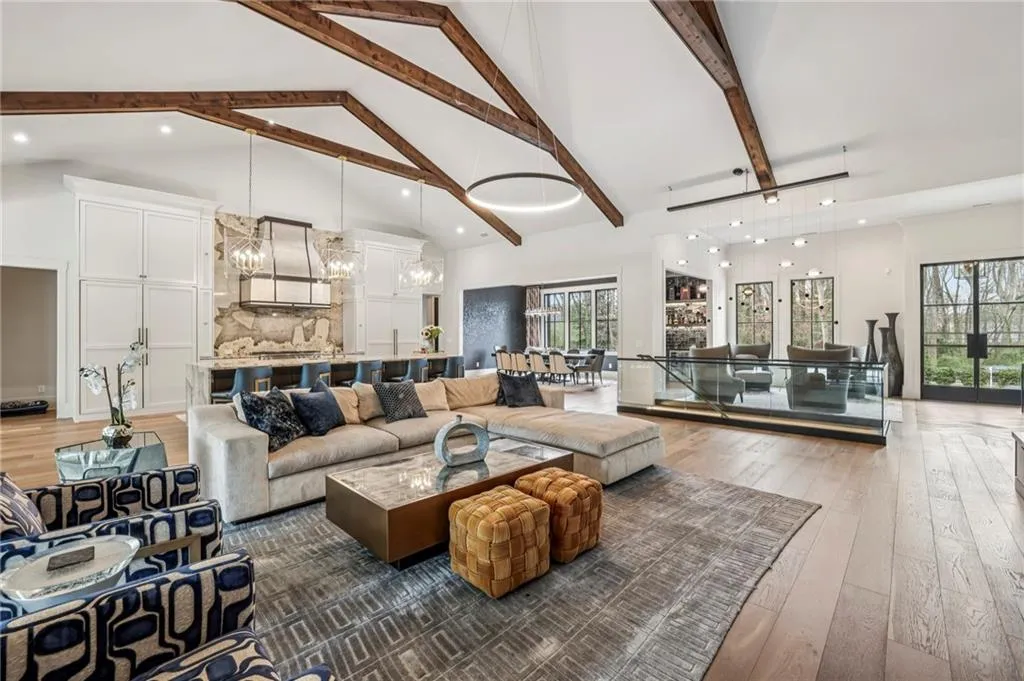 6055 Riverside Drive, Atlanta, Georgia 30328, 7 Bedrooms Bedrooms, ,7 BathroomsBathrooms,Residential,For Sale,6055 Riverside Drive,7728646