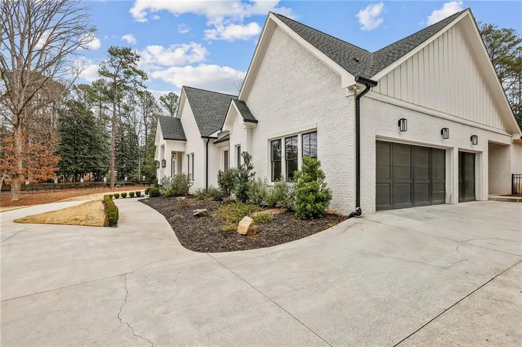 6055 Riverside Drive, Atlanta, Georgia 30328, 7 Bedrooms Bedrooms, ,7 BathroomsBathrooms,Residential,For Sale,6055 Riverside Drive,7728646