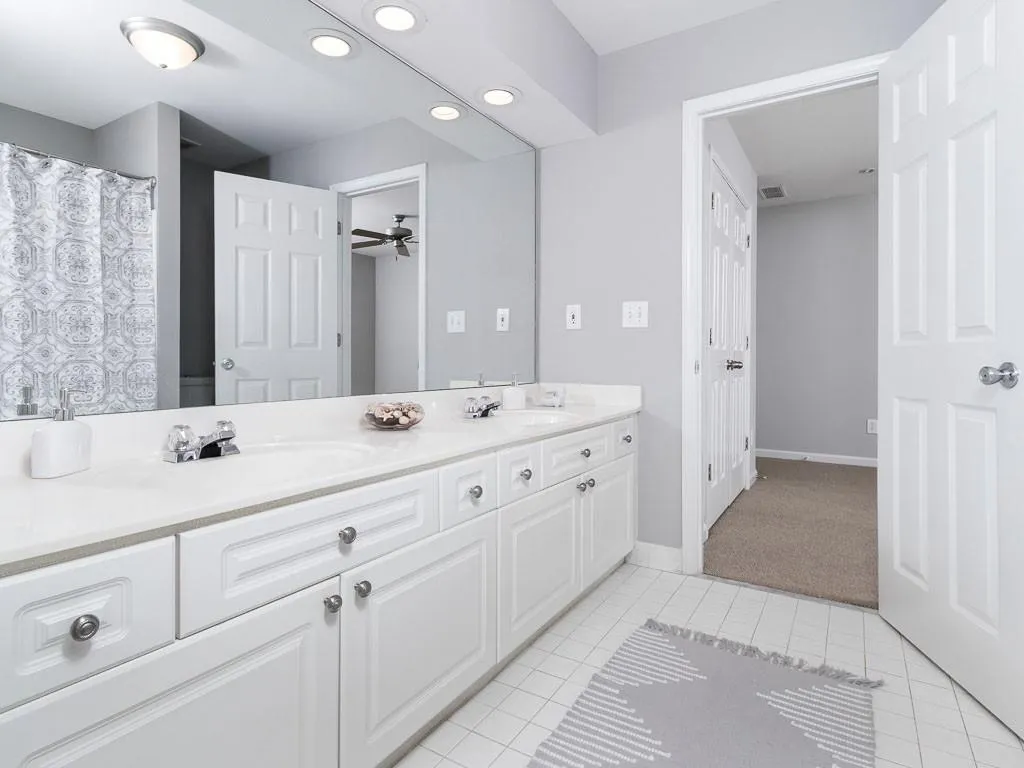 315 Craighead Drive, Sandy Springs, Georgia 30319, 4 Bedrooms Bedrooms, ,3 BathroomsBathrooms,Residential,Sold,315 Craighead Drive,5846997