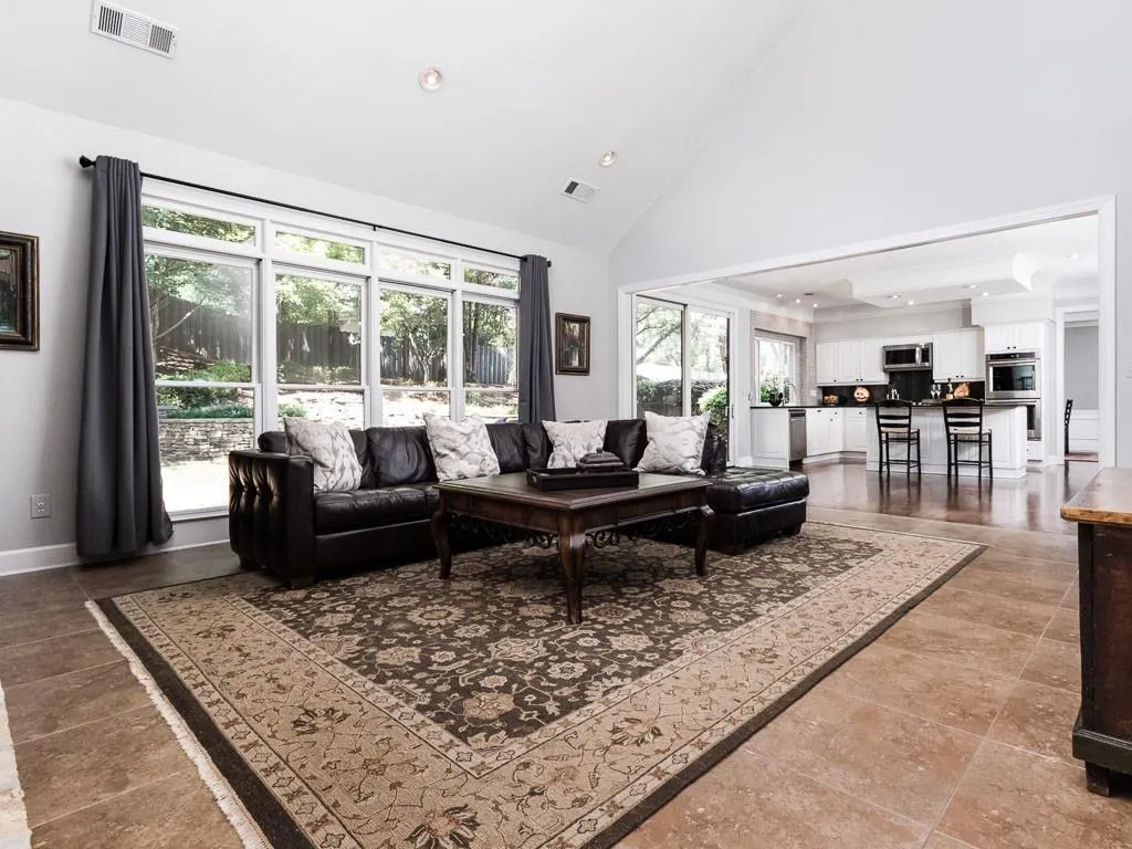 315 Craighead Drive, Sandy Springs, Georgia 30319, 4 Bedrooms Bedrooms, ,3 BathroomsBathrooms,Residential,Sold,315 Craighead Drive,5846997