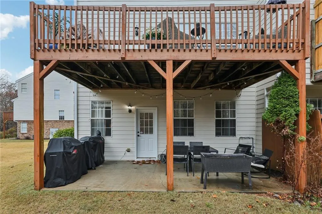 3811 Chattahoochee Summit Drive Se Unit 5, Atlanta, Georgia 30339, 4 Bedrooms Bedrooms, ,3 BathroomsBathrooms,Residential,For Sale,3811 Chattahoochee Summit Drive Se Unit 5,7690105