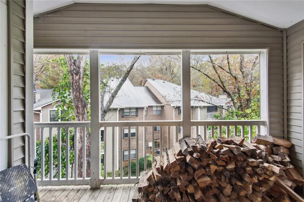 514 Barrington Hills Drive, Sandy Springs, Georgia 30350, 2 Bedrooms Bedrooms, ,2 BathroomsBathrooms,Residential,Sold,514 Barrington Hills Drive,7144914