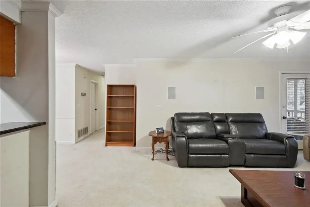 514 Barrington Hills Drive, Sandy Springs, Georgia 30350, 2 Bedrooms Bedrooms, ,2 BathroomsBathrooms,Residential,Sold,514 Barrington Hills Drive,7144914