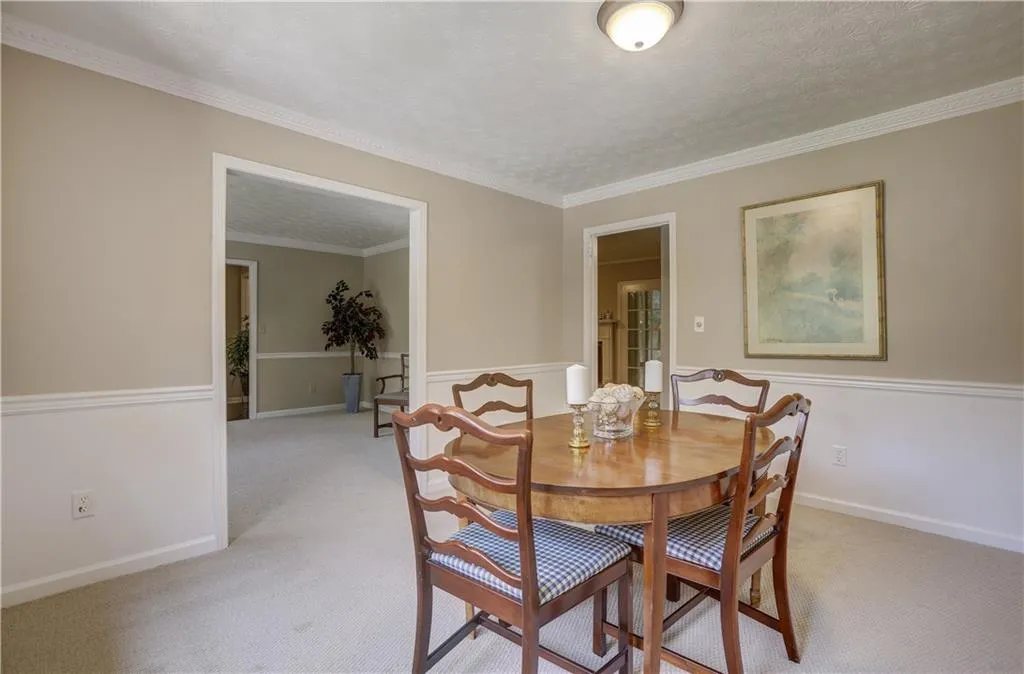 1315 Old Woodbine Road, Sandy Springs, Georgia 30319, 5 Bedrooms Bedrooms, ,2 BathroomsBathrooms,Residential,Sold,1315 Old Woodbine Road,6058858