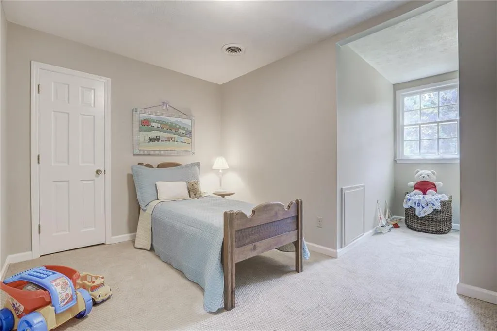 1315 Old Woodbine Road, Sandy Springs, Georgia 30319, 5 Bedrooms Bedrooms, ,2 BathroomsBathrooms,Residential,Sold,1315 Old Woodbine Road,6058858