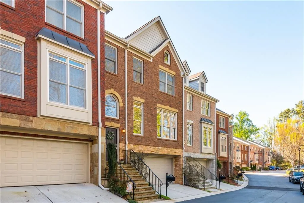 5567 Julian Place, Atlanta, Georgia 30342, 4 Bedrooms Bedrooms, ,3 BathroomsBathrooms,Residential,Sold,5567 Julian Place,7191419