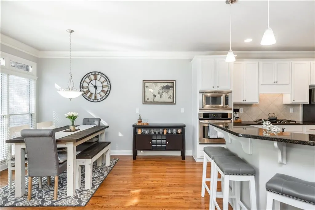 5567 Julian Place, Atlanta, Georgia 30342, 4 Bedrooms Bedrooms, ,3 BathroomsBathrooms,Residential,Sold,5567 Julian Place,7191419