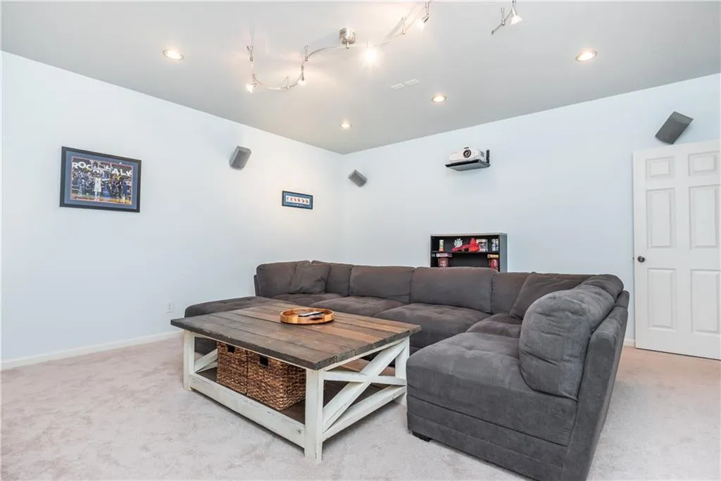 5567 Julian Place, Atlanta, Georgia 30342, 4 Bedrooms Bedrooms, ,3 BathroomsBathrooms,Residential,Sold,5567 Julian Place,7191419