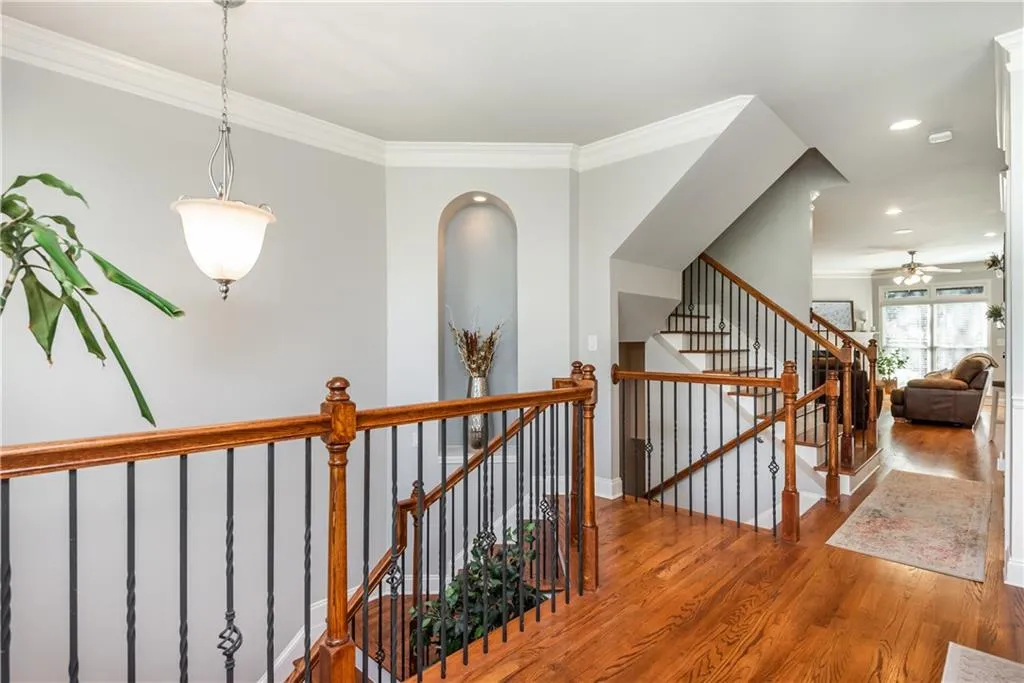 5567 Julian Place, Atlanta, Georgia 30342, 4 Bedrooms Bedrooms, ,3 BathroomsBathrooms,Residential,Sold,5567 Julian Place,7191419