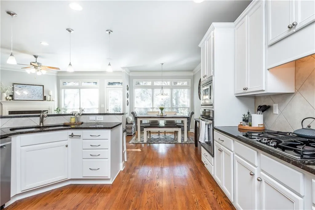 5567 Julian Place, Atlanta, Georgia 30342, 4 Bedrooms Bedrooms, ,3 BathroomsBathrooms,Residential,Sold,5567 Julian Place,7191419