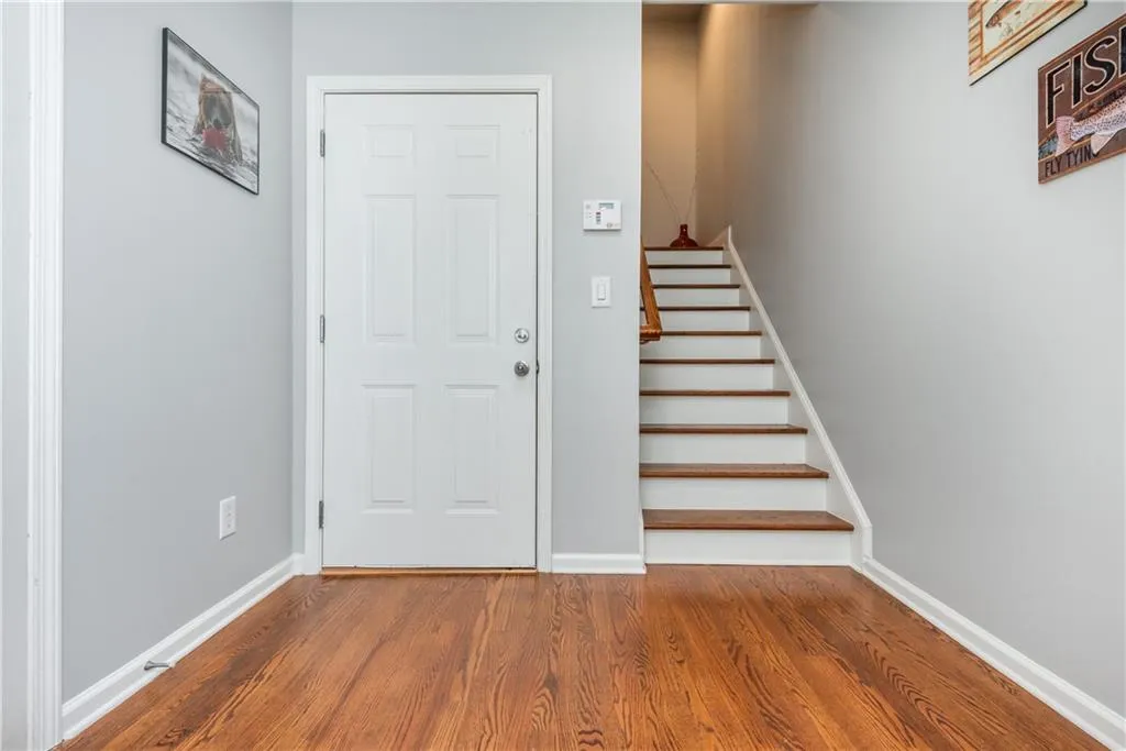 5567 Julian Place, Atlanta, Georgia 30342, 4 Bedrooms Bedrooms, ,3 BathroomsBathrooms,Residential,Sold,5567 Julian Place,7191419