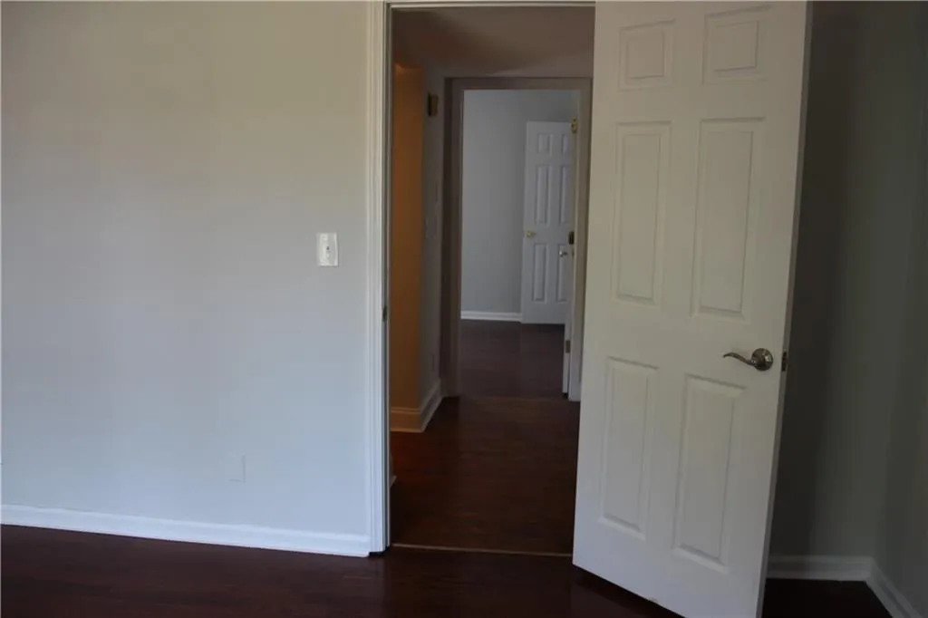 5684 Kingsport Drive Unit 1, Atlanta, Georgia 30342, 2 Bedrooms Bedrooms, ,1 BathroomBathrooms,Residential,Sold,5684 Kingsport Drive Unit 1,6678459