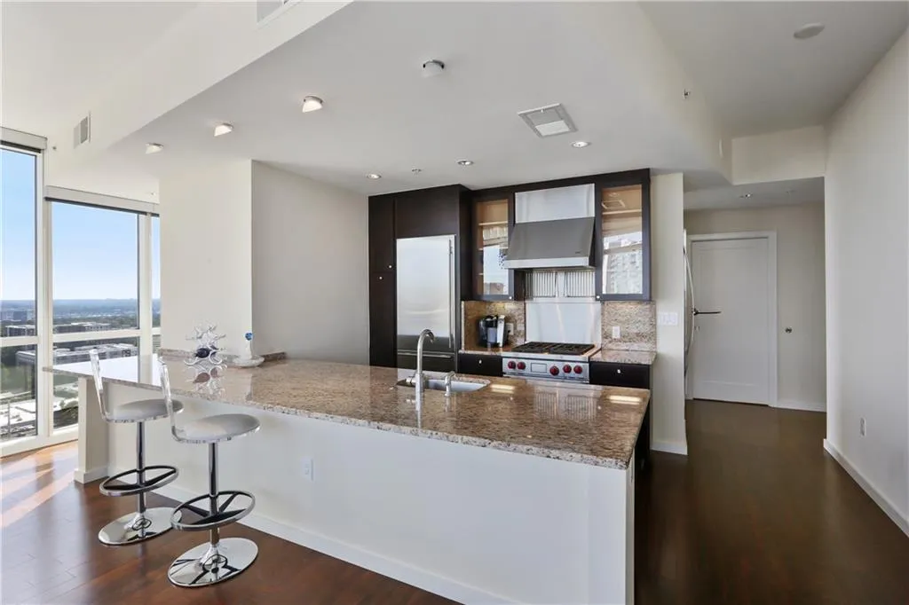 3325 Piedmont Road Ne Unit 2306, Atlanta, Georgia 30305, 1 Bedroom Bedrooms, ,1 BathroomBathrooms,Residential,Sold,3325 Piedmont Road Ne Unit 2306,6091878