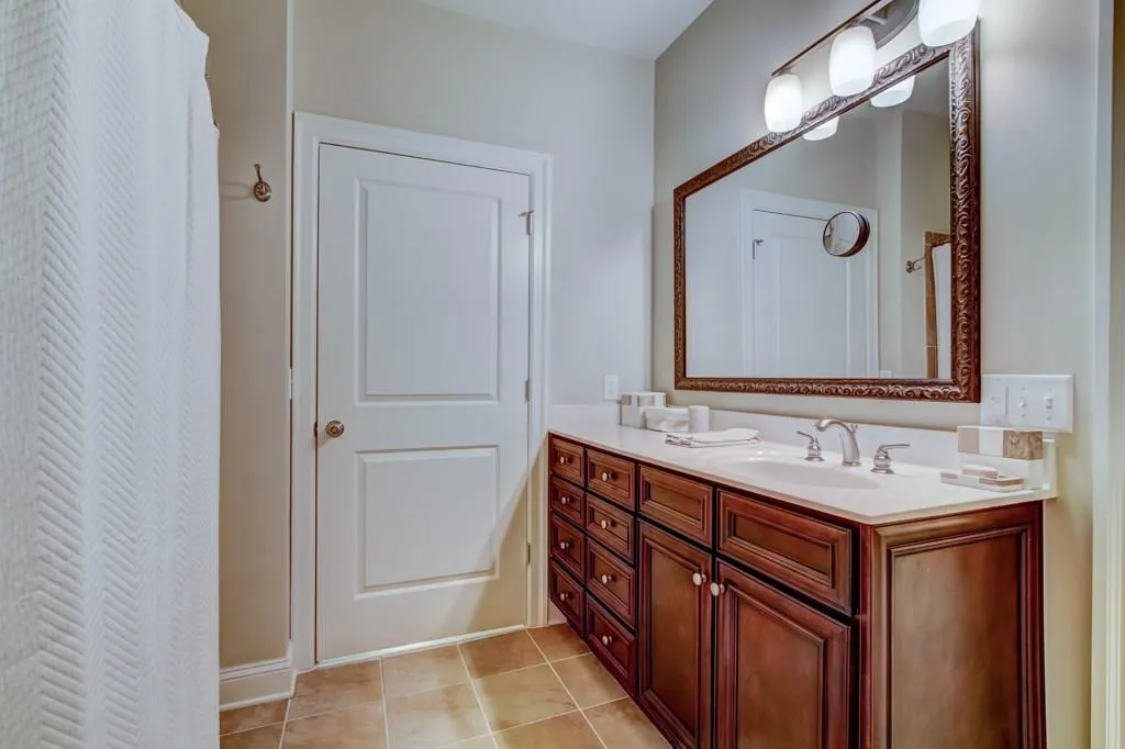 901 Abernathy Road Unit 6140, Atlanta, Georgia 30328, 2 Bedrooms Bedrooms, ,2 BathroomsBathrooms,Residential,Sold,901 Abernathy Road Unit 6140,6049928 901 Abernathy Road Unit 6140, Atlanta, Georgia 30328, 2 Bedrooms Bedrooms, ,2 BathroomsBathrooms,Residential,Sold,901 Abernathy Road Unit 6140,6049928