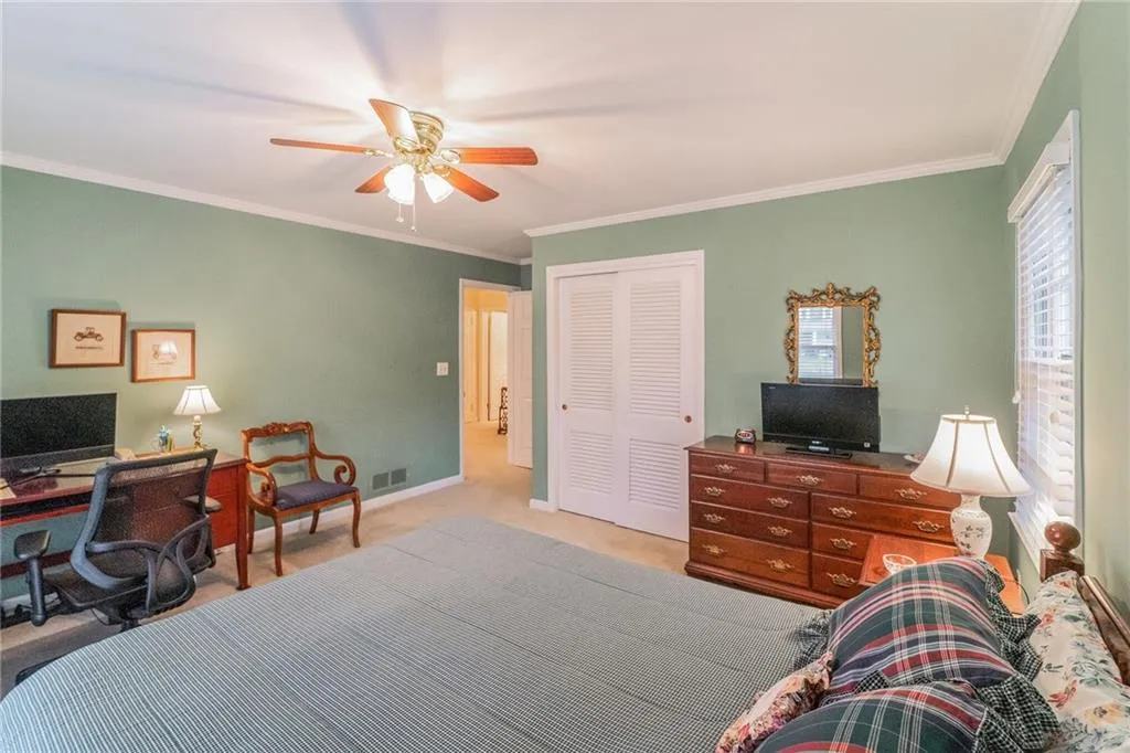 340 Forest Hills Drive, Sandy Springs, Georgia 30342, 3 Bedrooms Bedrooms, ,3 BathroomsBathrooms,Residential,Sold,340 Forest Hills Drive,6872089