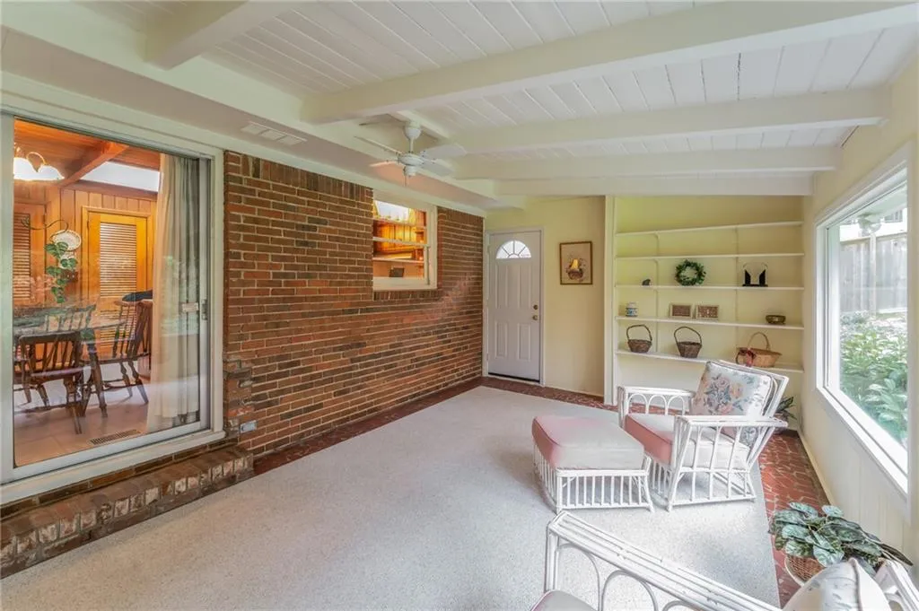340 Forest Hills Drive, Sandy Springs, Georgia 30342, 3 Bedrooms Bedrooms, ,3 BathroomsBathrooms,Residential,Sold,340 Forest Hills Drive,6872089