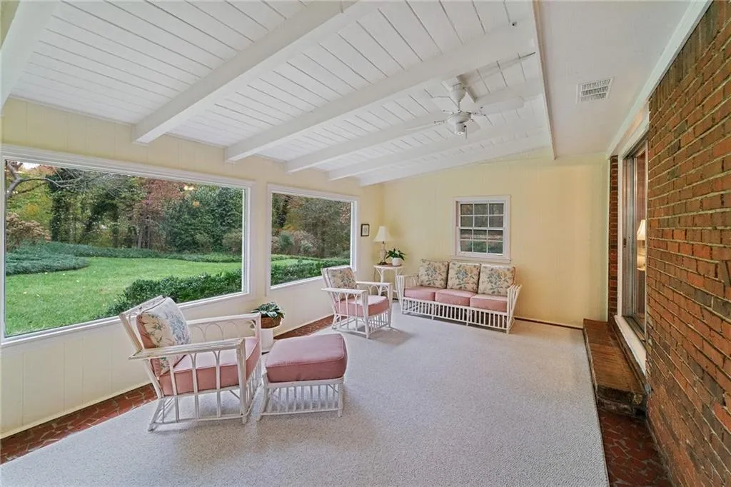 340 Forest Hills Drive, Sandy Springs, Georgia 30342, 3 Bedrooms Bedrooms, ,3 BathroomsBathrooms,Residential,Sold,340 Forest Hills Drive,6872089