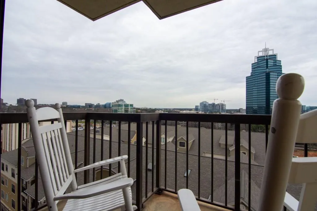 795 Hammond Drive Unit 1105, Sandy Springs, Georgia 30328, 1 Bedroom Bedrooms, ,1 BathroomBathrooms,Residential,Sold,795 Hammond Drive Unit 1105,6674400