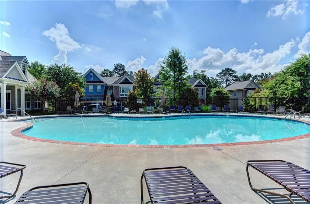 7645 Highland Bluff, Atlanta, Georgia 30328, 4 Bedrooms Bedrooms, ,2 BathroomsBathrooms,Residential,Sold,7645 Highland Bluff,6070769