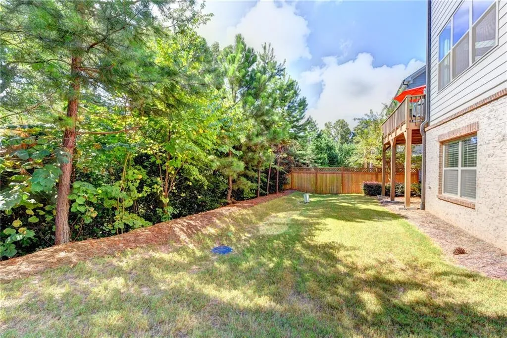 7645 Highland Bluff, Atlanta, Georgia 30328, 4 Bedrooms Bedrooms, ,2 BathroomsBathrooms,Residential,Sold,7645 Highland Bluff,6070769
