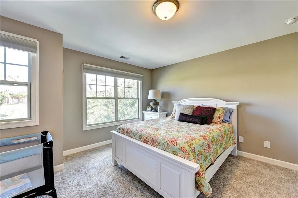 7645 Highland Bluff, Atlanta, Georgia 30328, 4 Bedrooms Bedrooms, ,2 BathroomsBathrooms,Residential,Sold,7645 Highland Bluff,6070769