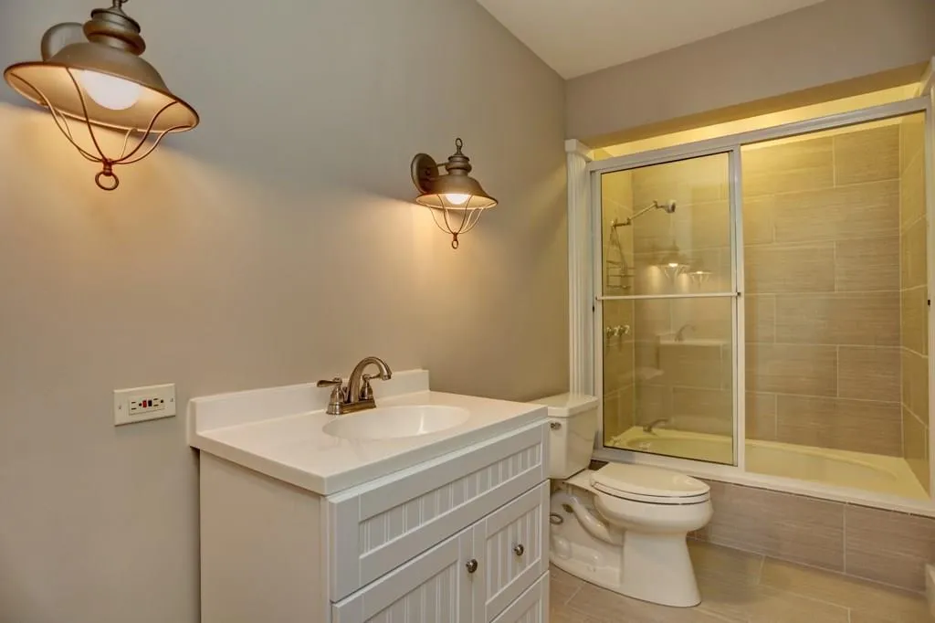 240 Colewood Way, Sandy Springs, Georgia 30328, 4 Bedrooms Bedrooms, ,3 BathroomsBathrooms,Residential,Sold,240 Colewood Way,5819666