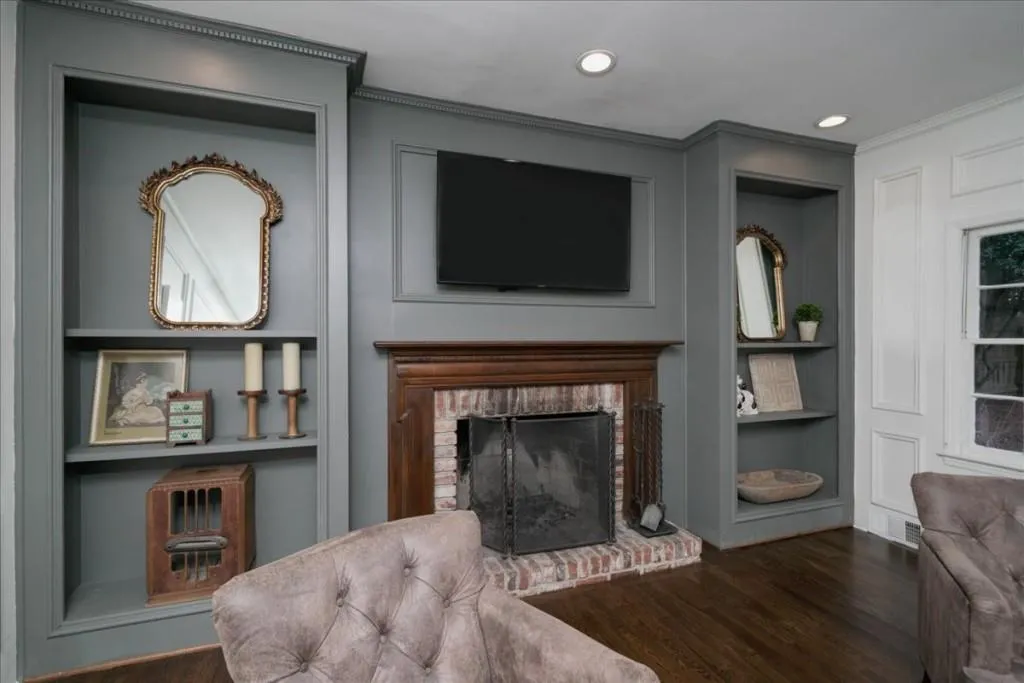 415 N Harbor Drive, Sandy Springs, Georgia 30328, 4 Bedrooms Bedrooms, ,3 BathroomsBathrooms,Residential,Sold,415 N Harbor Drive,7180197