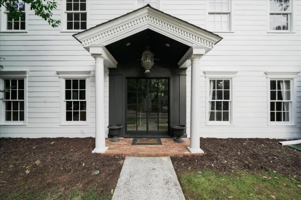 415 N Harbor Drive, Sandy Springs, Georgia 30328, 4 Bedrooms Bedrooms, ,3 BathroomsBathrooms,Residential,Sold,415 N Harbor Drive,7180197