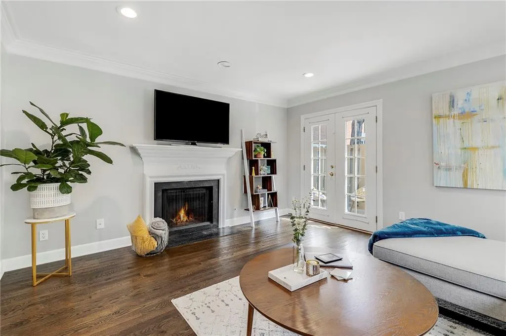 72 Mount Vernon Circle, Atlanta, Georgia 30338, 3 Bedrooms Bedrooms, ,2 BathroomsBathrooms,Residential,Sold,72 Mount Vernon Circle,6944116