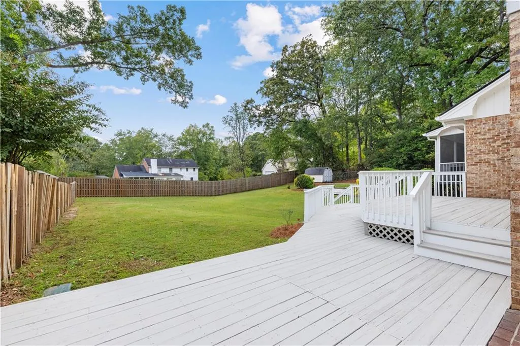 805 Sudbury Road, Atlanta, Georgia 30328, 5 Bedrooms Bedrooms, ,3 BathroomsBathrooms,Residential,For Sale,805 Sudbury Road,7660712