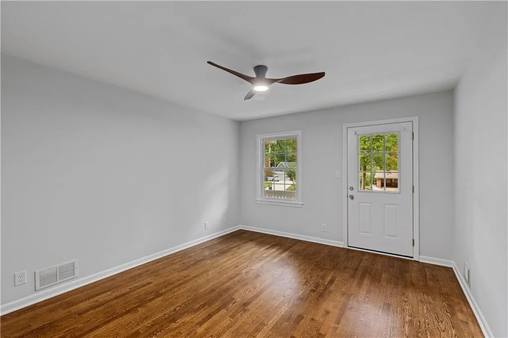 805 Sudbury Road, Atlanta, Georgia 30328, 5 Bedrooms Bedrooms, ,3 BathroomsBathrooms,Residential,For Sale,805 Sudbury Road,7660712