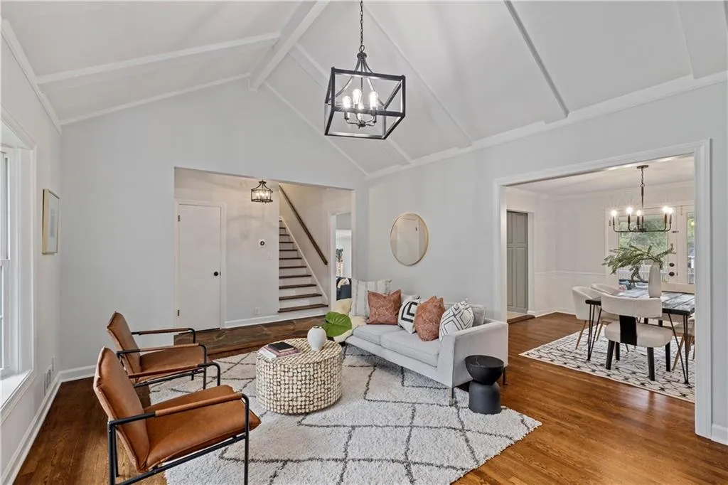 805 Sudbury Road, Atlanta, Georgia 30328, 5 Bedrooms Bedrooms, ,3 BathroomsBathrooms,Residential,For Sale,805 Sudbury Road,7660712
