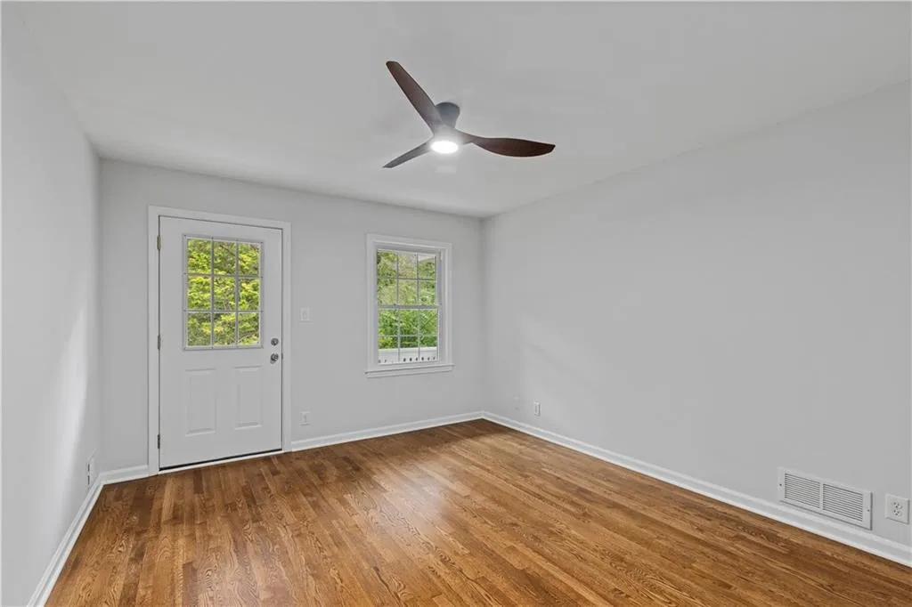 805 Sudbury Road, Atlanta, Georgia 30328, 5 Bedrooms Bedrooms, ,3 BathroomsBathrooms,Residential,For Sale,805 Sudbury Road,7660712