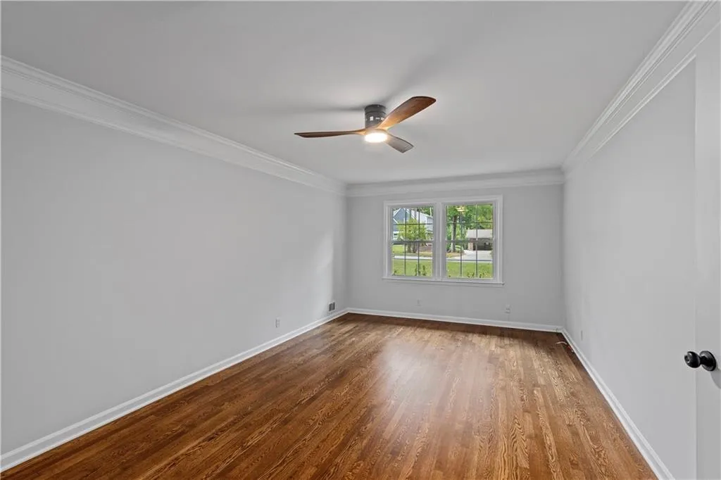 805 Sudbury Road, Atlanta, Georgia 30328, 5 Bedrooms Bedrooms, ,3 BathroomsBathrooms,Residential,For Sale,805 Sudbury Road,7660712